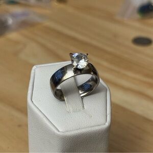Gulmal wedding ring